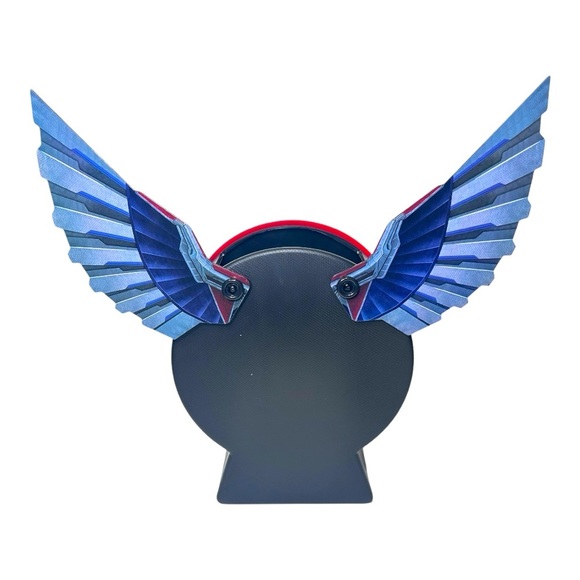 COPY - Marvel x Captain America Brave New World - Shield w/ Falcon Wings Popcor… - Picture 2 of 10